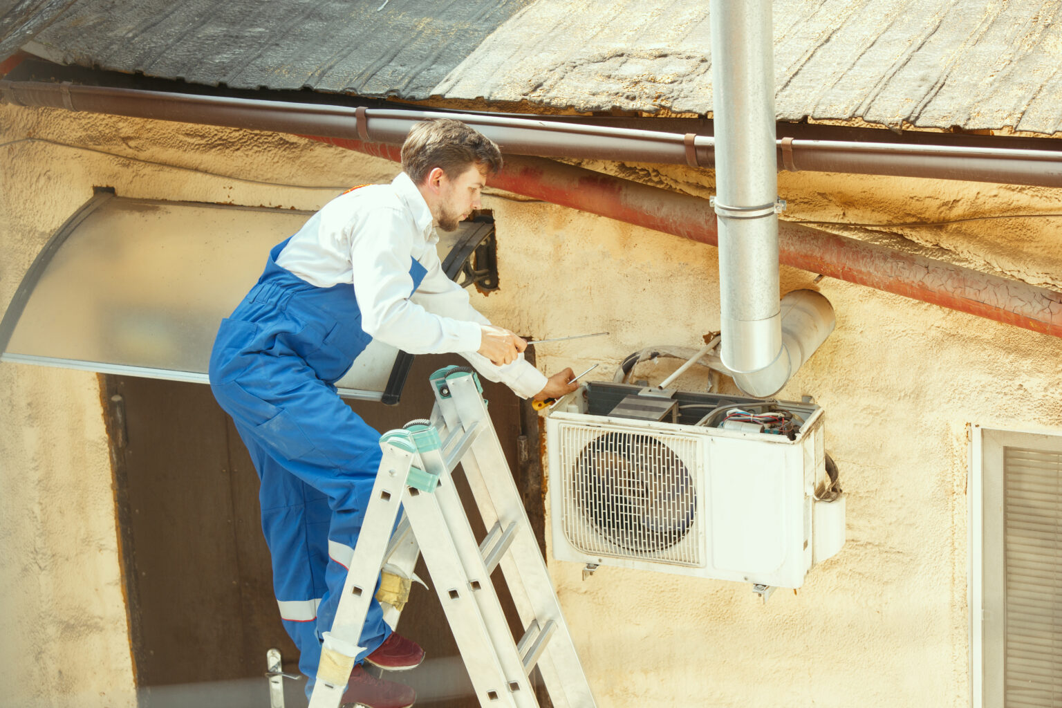 When Does Air Conditioning Duct Cleaning Need to Be Done? Plan It Granite